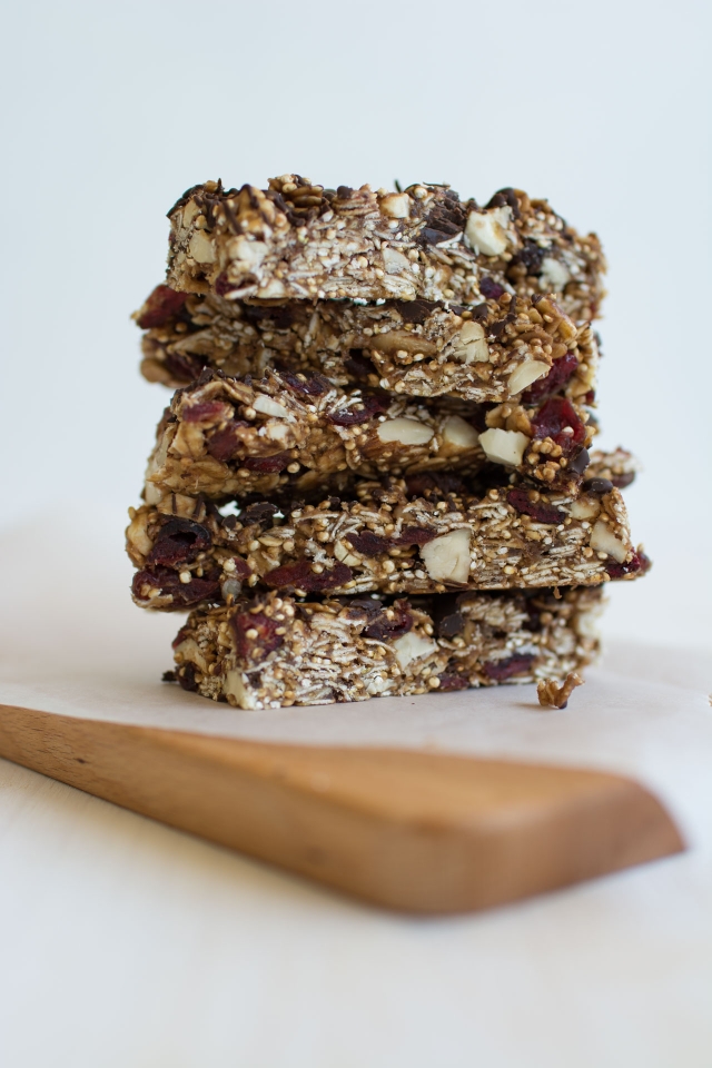 No Bake Popped Quinoa Granola Bars with Cashews, Peanut Butter and Chocolate - Lauren Caris Cooks