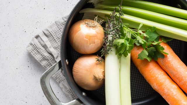Why use store bought Vegetable stock when you can easily make your own? This video tutorial will show you just how easy it is to create your own healthier, tastier vegetable stock!
