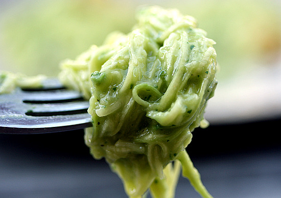 zucchini noodles on fork
